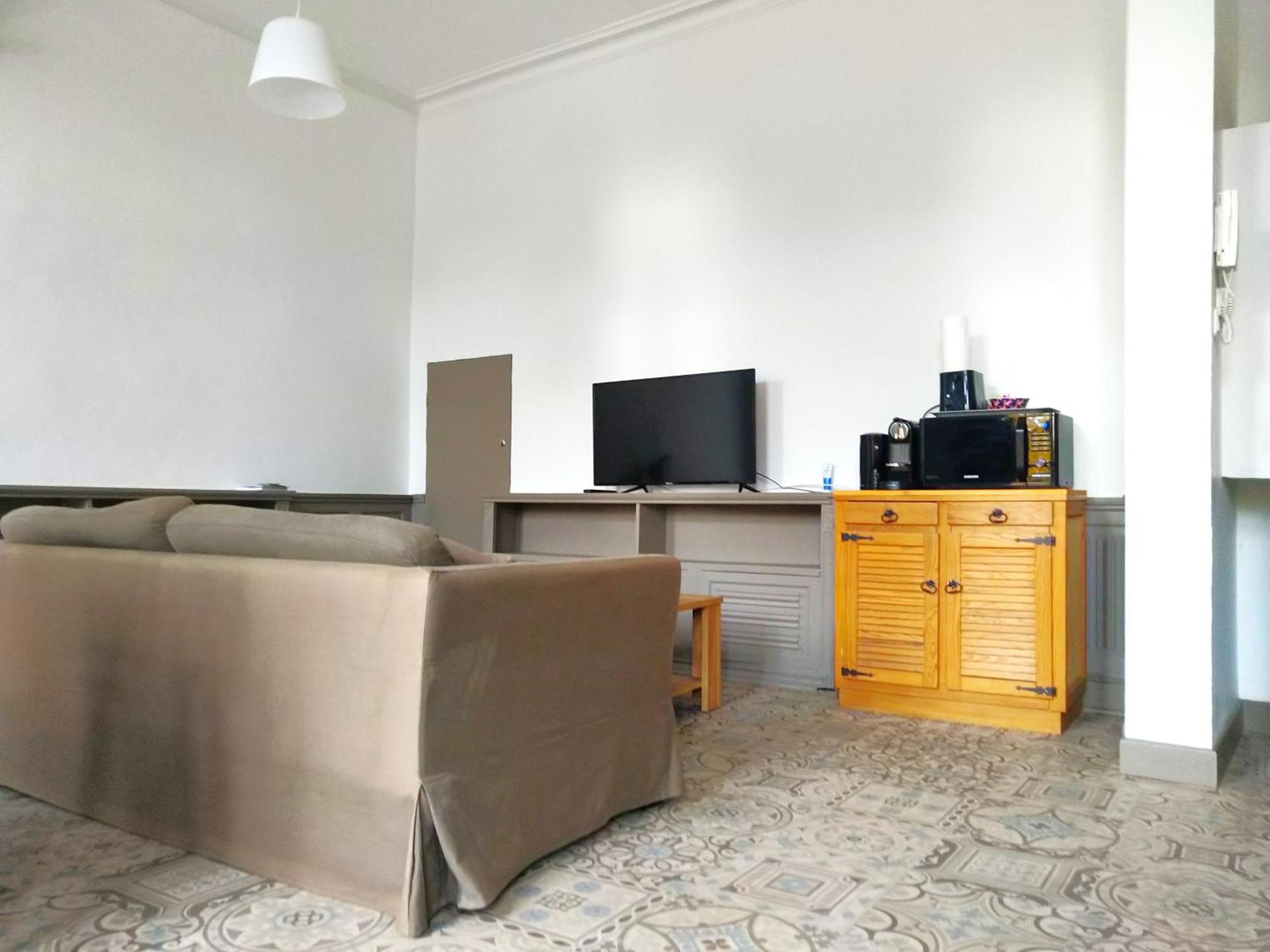 Le Cours Foucault - 3 Appartements - 8 Couchages Монтобан Экстерьер фото