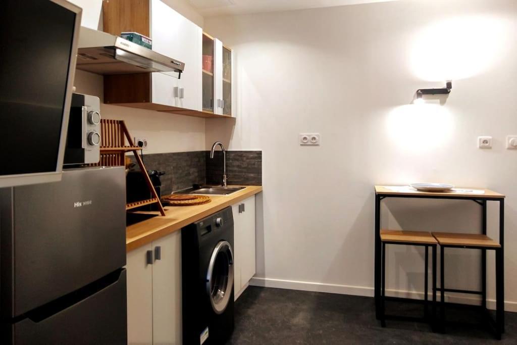 Le Cours Foucault - 3 Appartements - 8 Couchages Монтобан Экстерьер фото